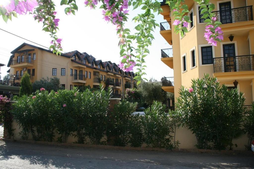 مرمريس T&G Apartments المظهر الخارجي الصورة