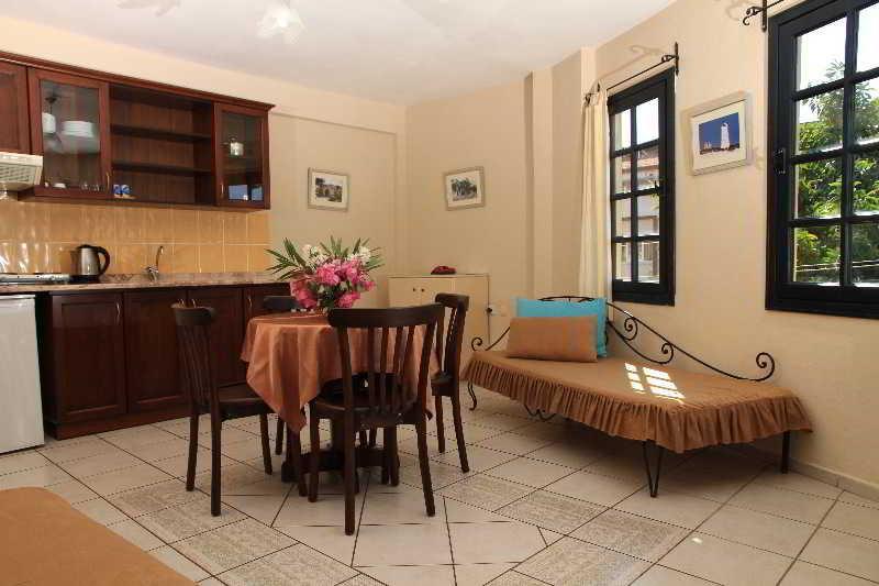 مرمريس T&G Apartments المظهر الخارجي الصورة